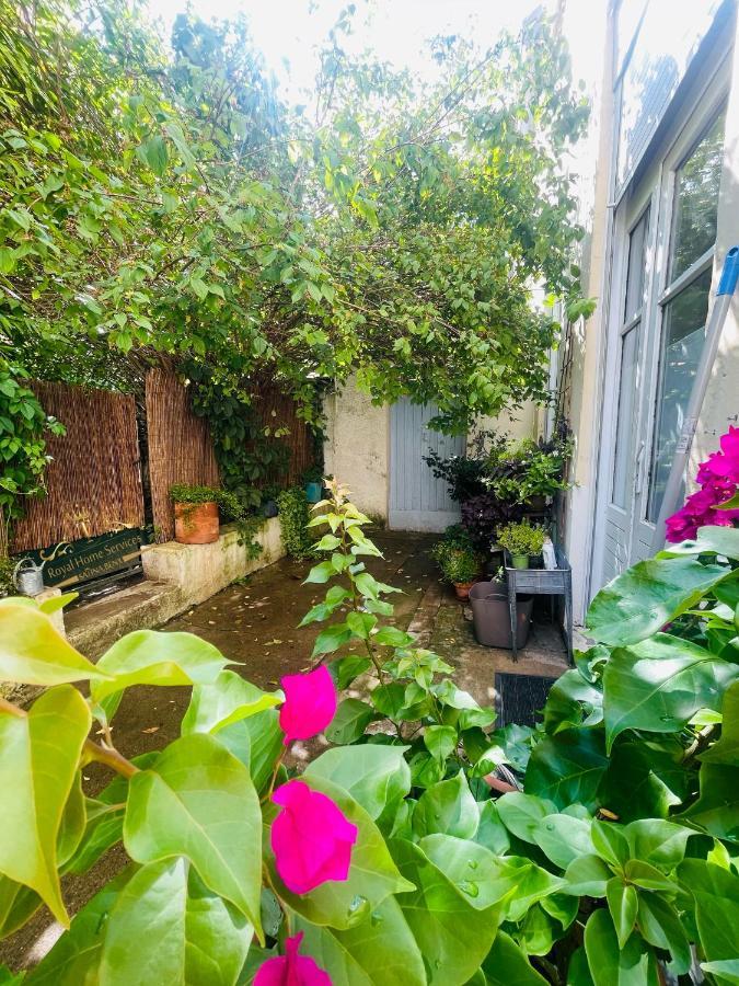 Апартаменты Le Jardin Croix Roussien Лион Экстерьер фото