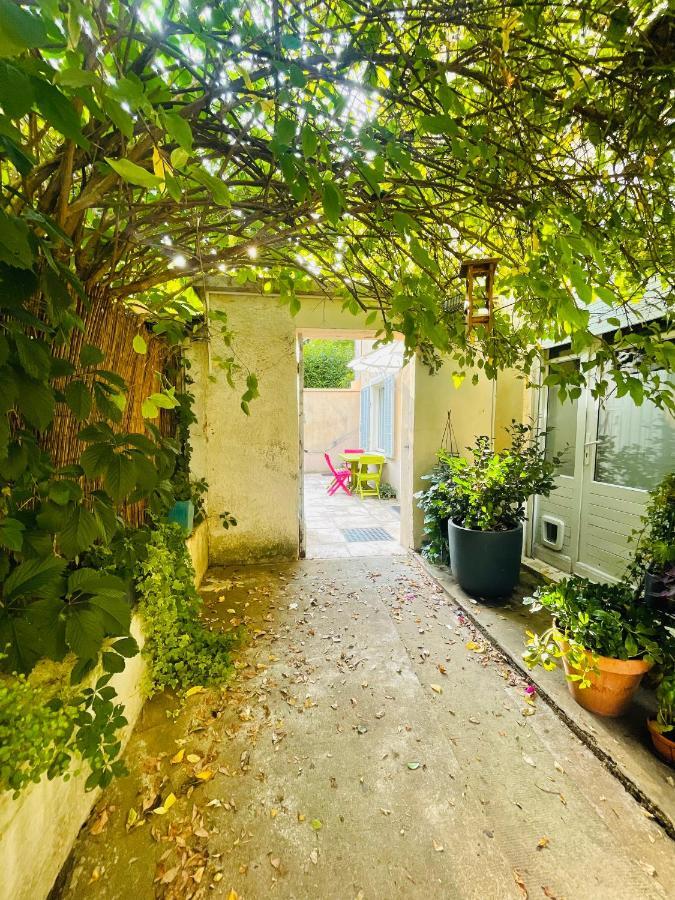 Апартаменты Le Jardin Croix Roussien Лион Экстерьер фото